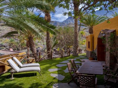 Villa im ko-Hotel auf Gran Canaria mit Terrasse und Palmen