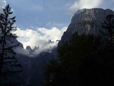 Gebirgskette in den Brenta-Dolomiten