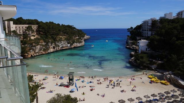 Familienurlaub Kinderbetreuung Badeurlaub Hotel Strand Mallorca Kinder